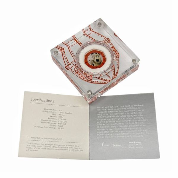 Срібна монета "Wallace & Gromit 2019 Sterling Silver Proof UK 50p Coin". 258317 фото