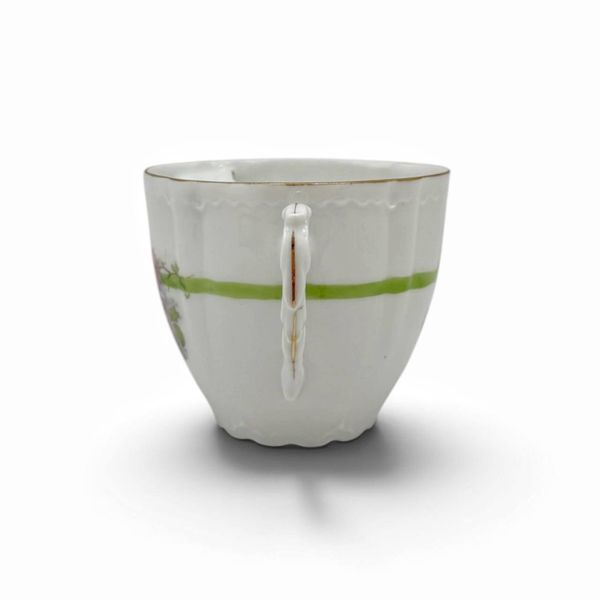 Порцелянова чайна чашка для вусів (moustache cup) на блюдце. 974005 фото