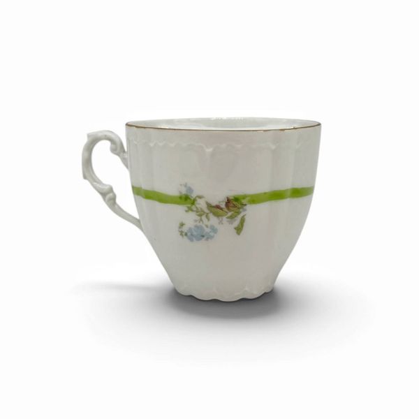 Порцелянова чайна чашка для вусів (moustache cup) на блюдце. 974005 фото