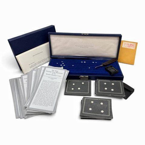 Набір срібних міні-медалей "The World's Greatest Coins in Miniature".  США, The Franklin Mint, 1986 рік. 211081 фото