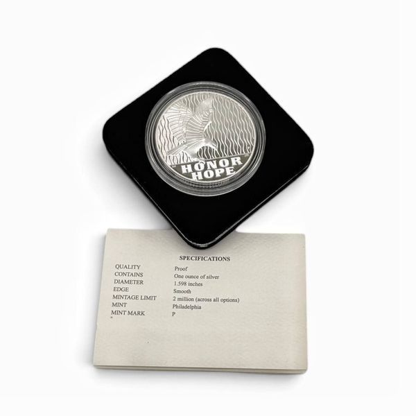 Срібна медаль "United States Mint 2011 September 11 National Medal". 034155 фото
