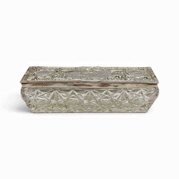 Коробочка. Срібло, кришталь.  Англія, м. Бірмінгем, 1905 рік. 740503 фото