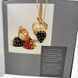 Кулон &lsquo;Полуницяʼ від Kenneth Jay Lane.  Колекція Fruit Salad Jewelry, США. Колекція випускалась з 1992 року. 565781 фото 8