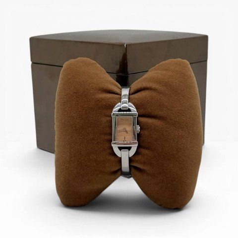 Вінтажний годинник Gucci 6800L. Swiss Made. Початок 2000 років. 683715 фото
